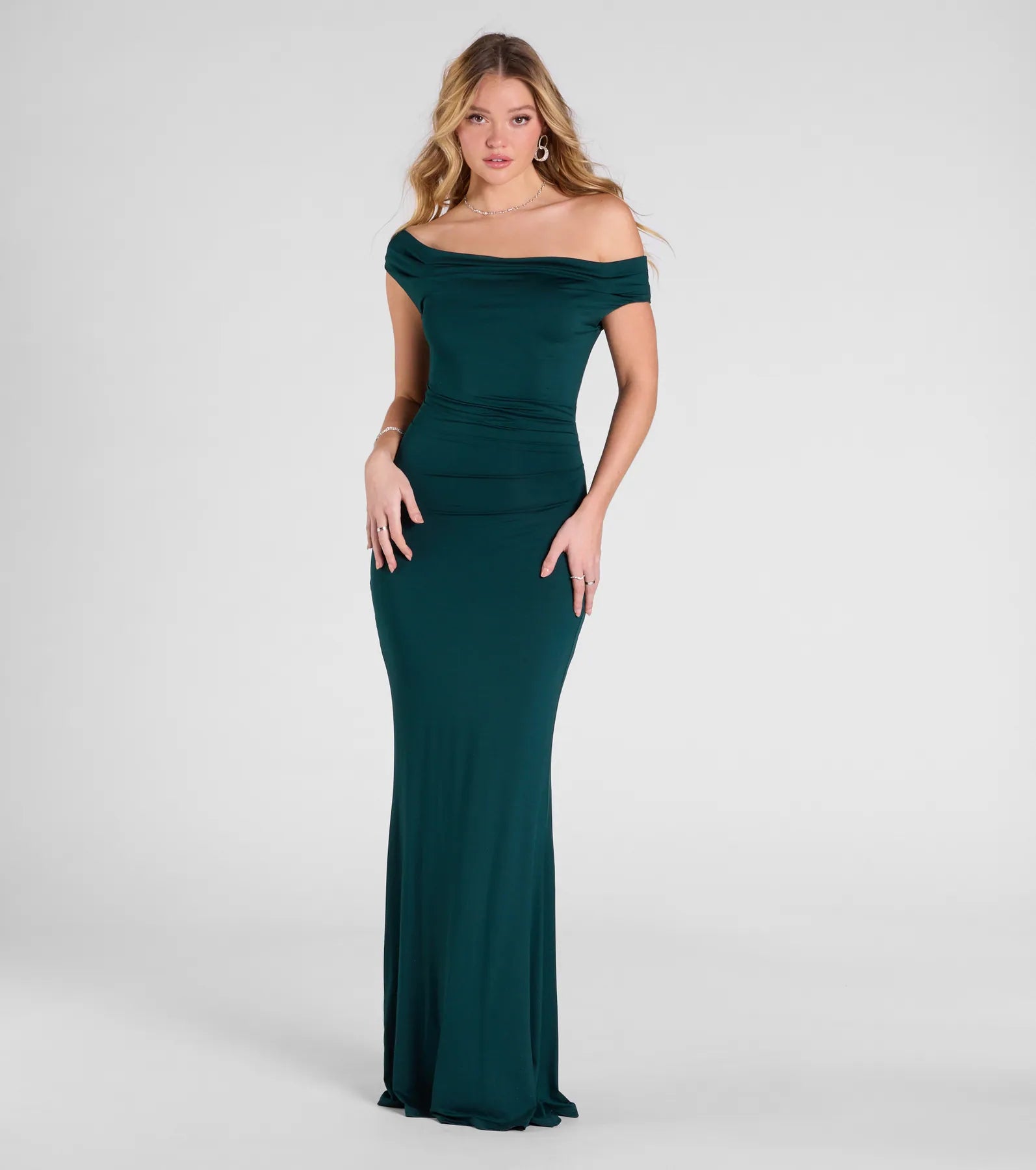 Teagan Sleeveless Cowl Neck Slim Formal Dress